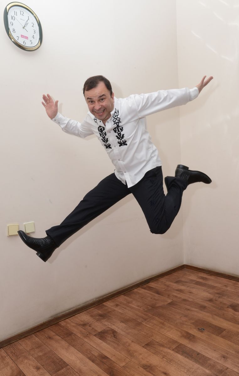 Виктор Павлик отметил свое 50-летие с женой и сыном